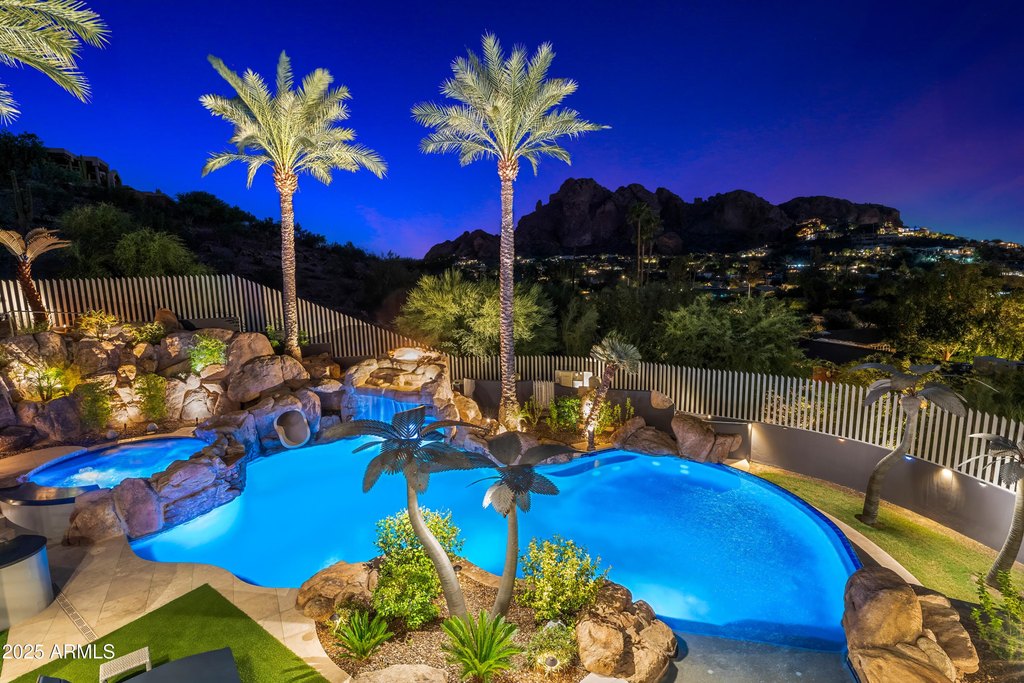 Paradise Valley, Arizona, 85253, United States, 5 Bedrooms Bedrooms, ,6.5 BathroomsBathrooms,Residential,Forsale,2004936