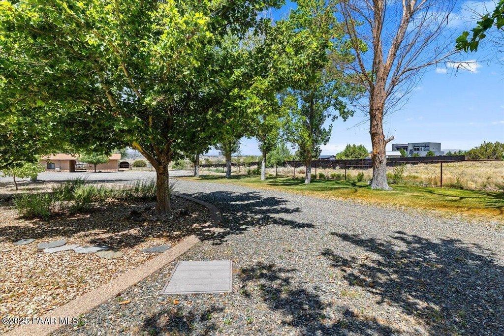 Paulden, Arizona, 86334, United States, 3 Bedrooms Bedrooms, ,2.5 BathroomsBathrooms,Residential,Forsale,1903147