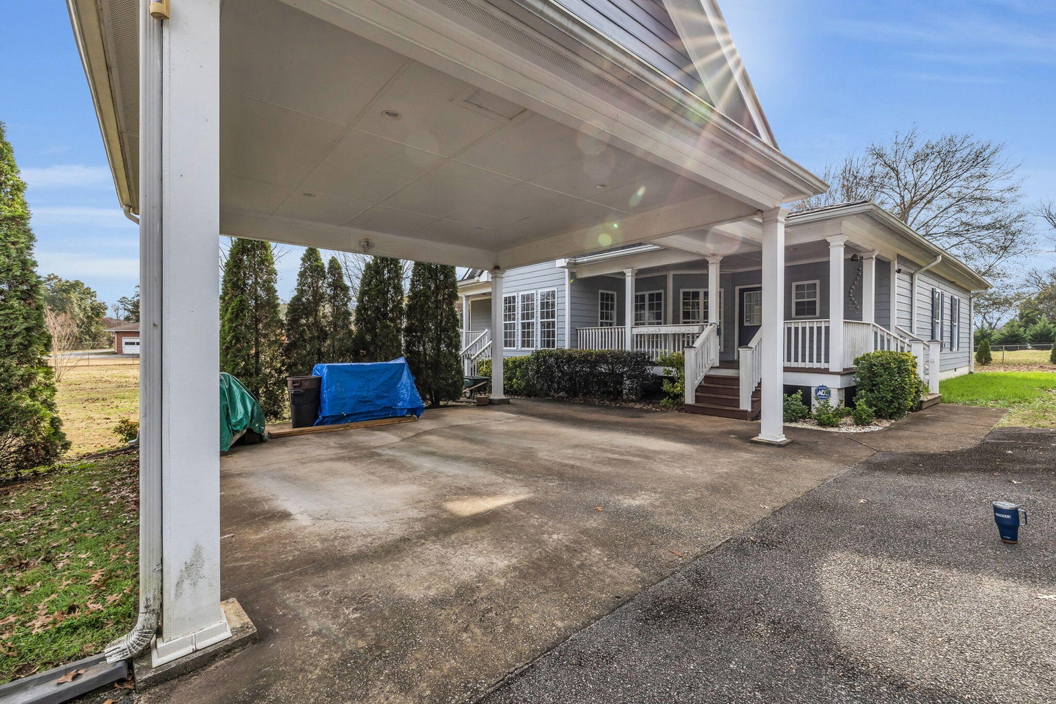 Chattanooga, Tennessee, 37421, United States, 5 Bedrooms Bedrooms, ,2 BathroomsBathrooms,Residential,Forsale,2004667