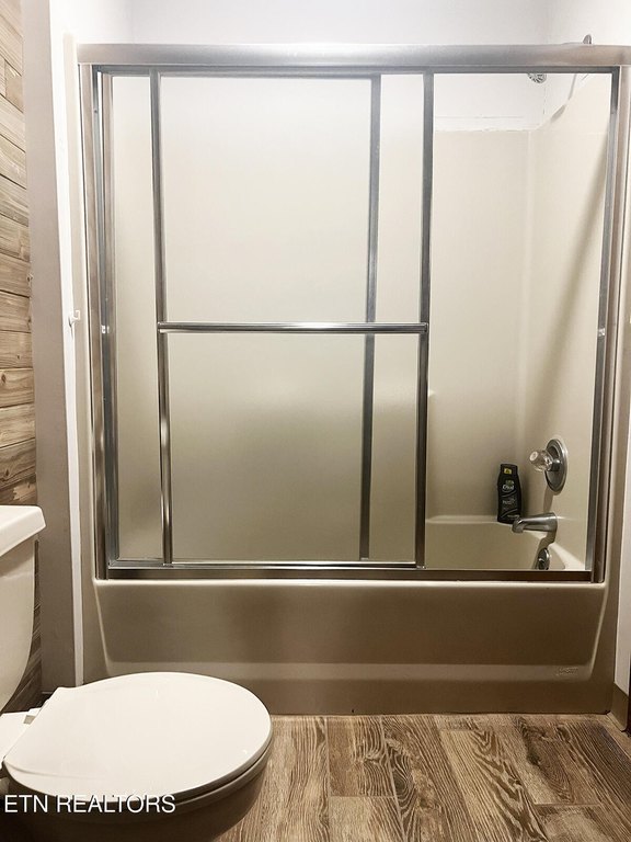 Sevierville, Tennessee, 37876, United States, 1 Bedroom Bedrooms, ,3 BathroomsBathrooms,Residential,Forsale,2012715