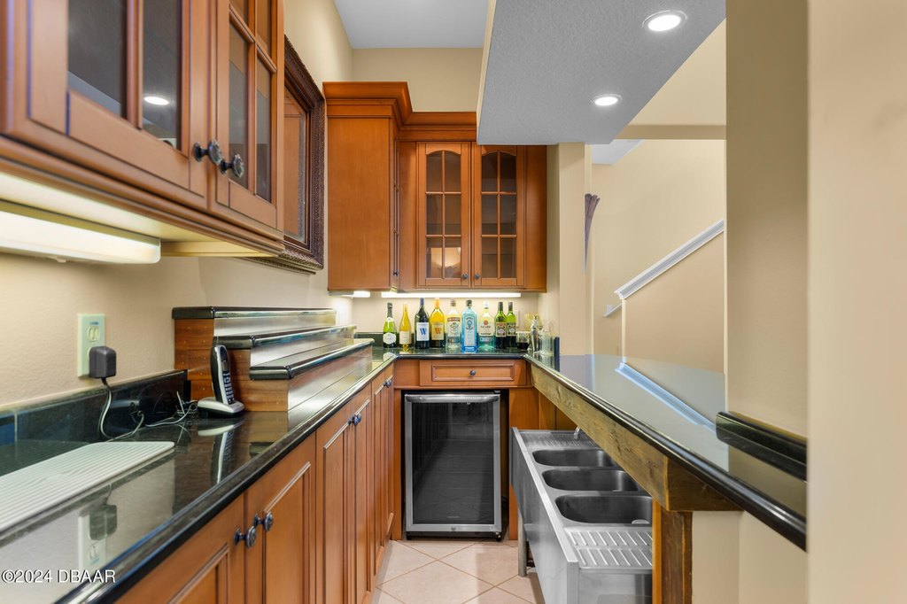 Ponce Inlet, Florida, 32127, United States, 4 Bedrooms Bedrooms, ,3.5 BathroomsBathrooms,Residential,Forsale,2002766