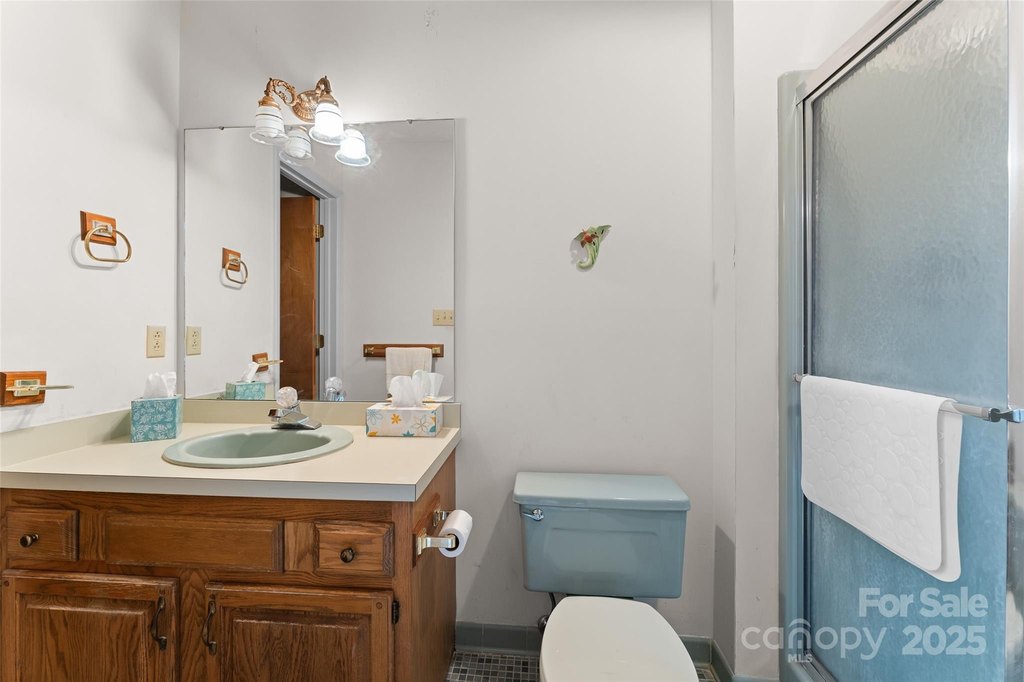 Asheville, North Carolina, 28806, United States, 4 Bedrooms Bedrooms, ,6.5 BathroomsBathrooms,Residential,Forsale,2011987