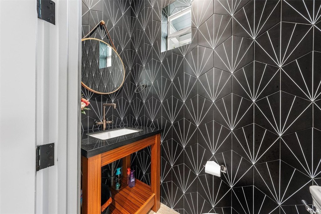 Fort Lauderdale, Florida, 33301, United States, 4 Bedrooms Bedrooms, ,4.5 BathroomsBathrooms,Residential,Forsale,1968297