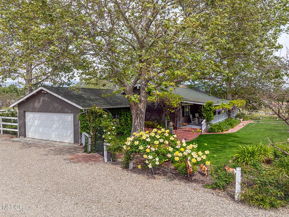 Santa Ynez, California, 93460, United States, ,3.5 BathroomsBathrooms,Residential,Forsale,2004325