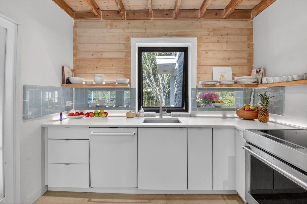 Delray Beach, Florida, 33444, United States, 2 Bedrooms Bedrooms, ,2 BathroomsBathrooms,Residential,Forsale,2004643