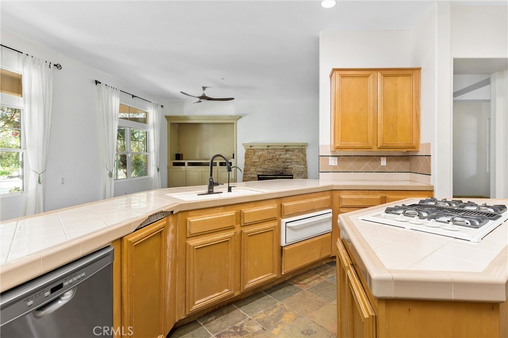 Redlands, California, 92373, United States, 4 Bedrooms Bedrooms, ,3.5 BathroomsBathrooms,Residential,Forsale,2007698