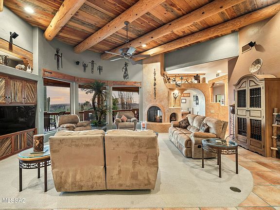 Tucson, Arizona, 85718, United States, 4 Bedrooms Bedrooms, ,4 BathroomsBathrooms,Residential,Forsale,2004425