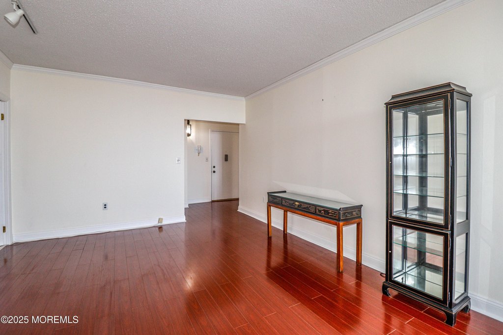 Monmouth Beach, New Jersey, 07750, United States, 1 Bedroom Bedrooms, ,1.5 BathroomsBathrooms,Residential,Forsale,2012963
