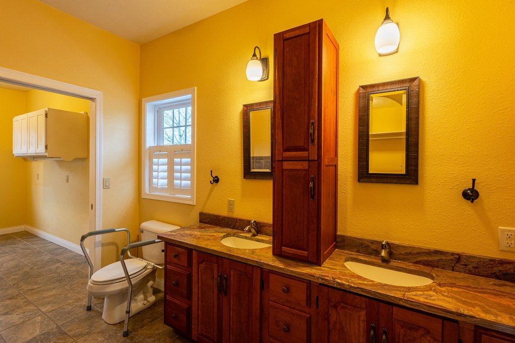 Spearfish, South Dakota, 57783, United States, 5 Bedrooms Bedrooms, ,3 BathroomsBathrooms,Residential,Forsale,2011078