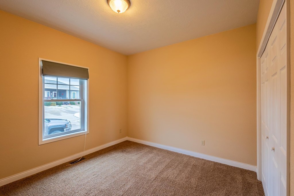 Spearfish, South Dakota, 57783, United States, 5 Bedrooms Bedrooms, ,3 BathroomsBathrooms,Residential,Forsale,2011078