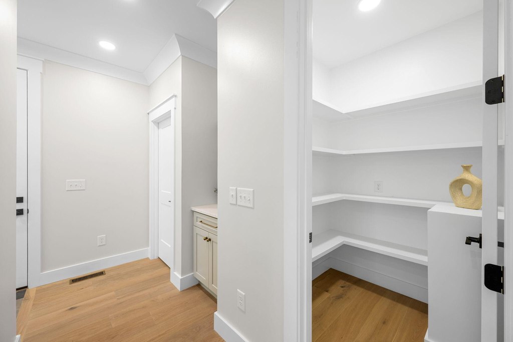 Cleveland, Tennessee, 37312, United States, 3 Bedrooms Bedrooms, ,2.5 BathroomsBathrooms,Residential,Forsale,1963564