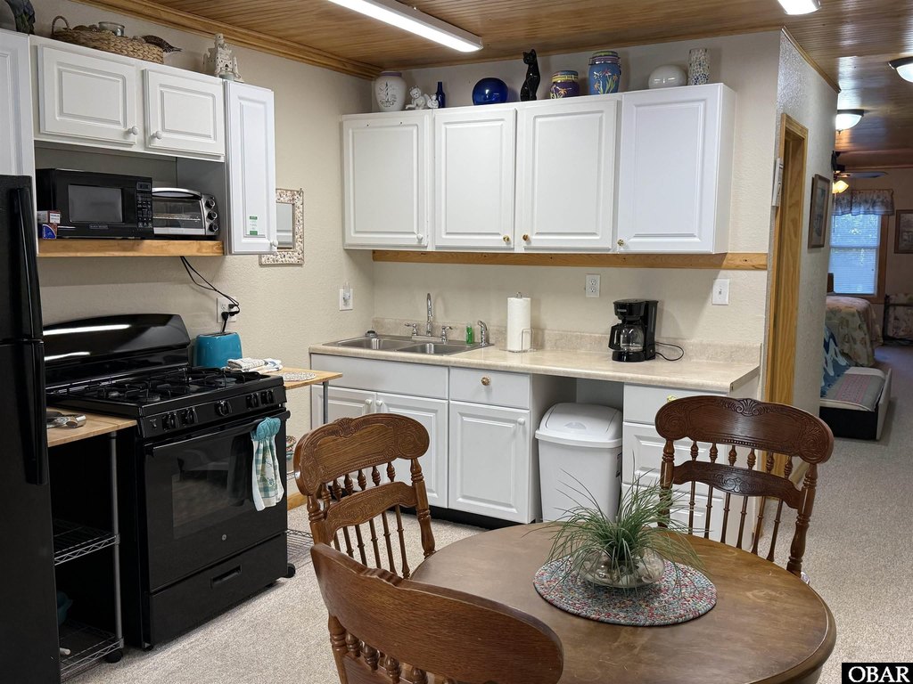 Buxton, North Carolina, 27920, United States, 3 Bedrooms Bedrooms, ,2 BathroomsBathrooms,Residential,Forsale,1964361