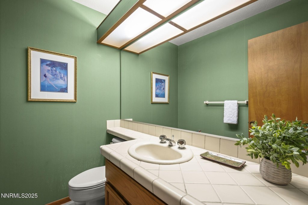 Reno, Nevada, 89519, United States, 3 Bedrooms Bedrooms, ,2 BathroomsBathrooms,Residential,Forsale,2012837