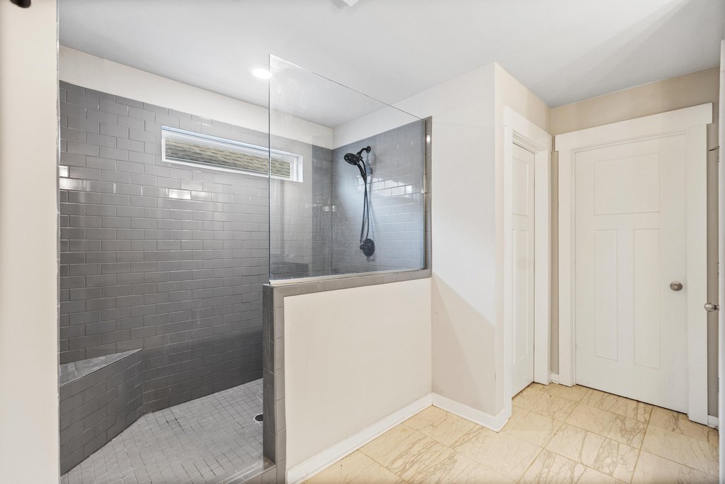 Ooltewah, Tennessee, 37363, United States, 4 Bedrooms Bedrooms, ,3 BathroomsBathrooms,Residential,Forsale,2009573