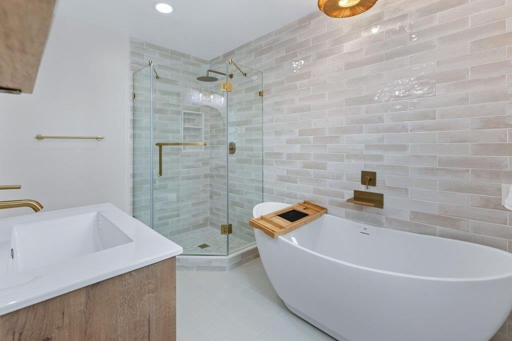 St Augustine, Florida, 32080, United States, 3 Bedrooms Bedrooms, ,2 BathroomsBathrooms,Residential,Forsale,2004875