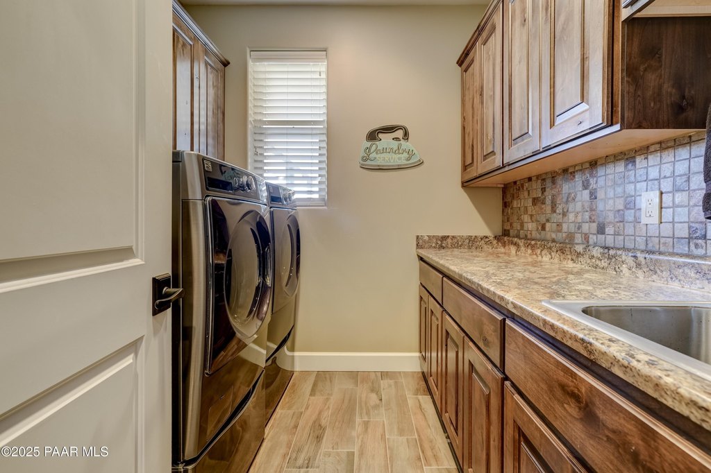 Prescott Valley, Arizona, 86315, United States, 4 Bedrooms Bedrooms, ,2.5 BathroomsBathrooms,Residential,Forsale,1968222