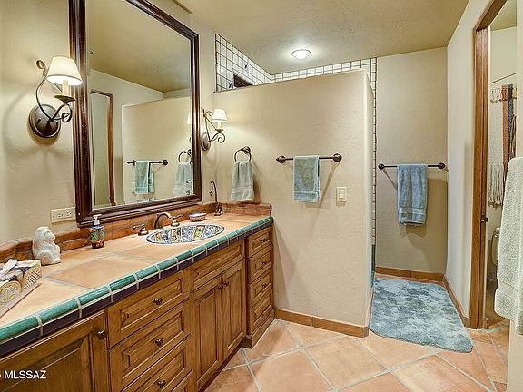 Tucson, Arizona, 85718, United States, 3 Bedrooms Bedrooms, ,3.5 BathroomsBathrooms,Residential,Forsale,1893861