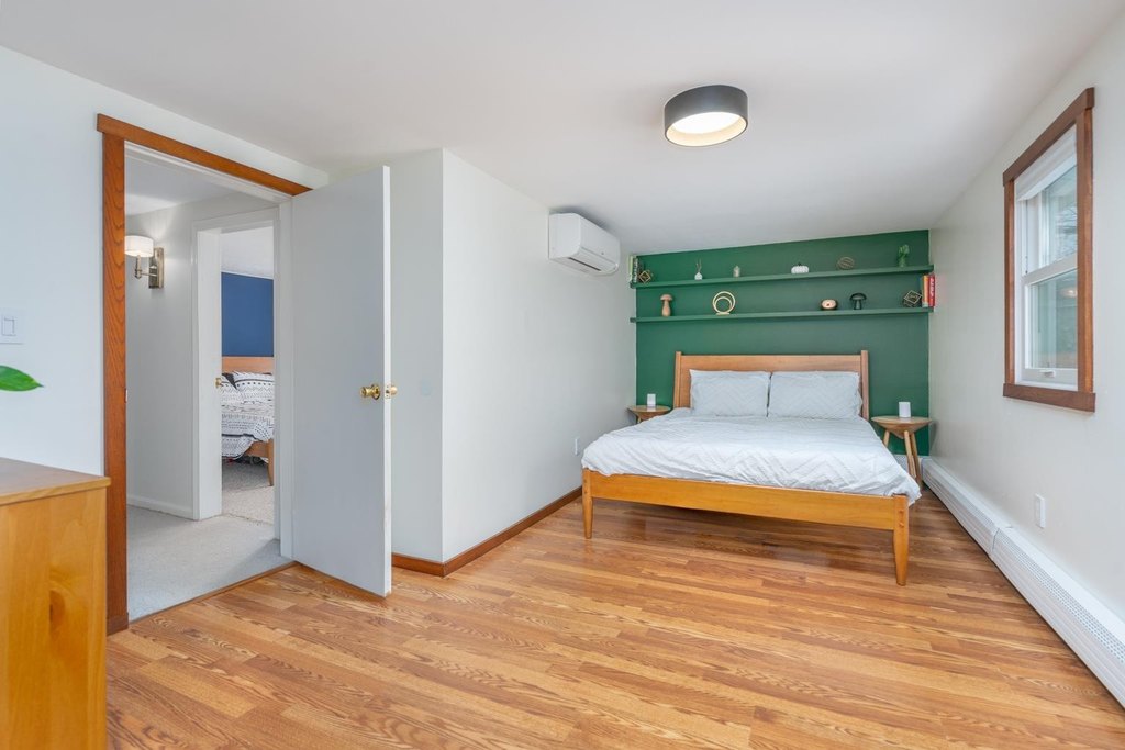 Strafford, New Hampshire, 03884, United States, 3 Bedrooms Bedrooms, ,1.5 BathroomsBathrooms,Residential,Forsale,2011248