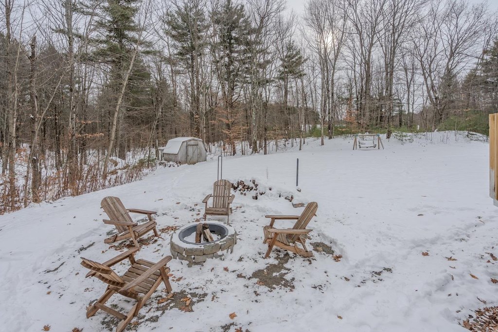 Strafford, New Hampshire, 03884, United States, 3 Bedrooms Bedrooms, ,1.5 BathroomsBathrooms,Residential,Forsale,2011248