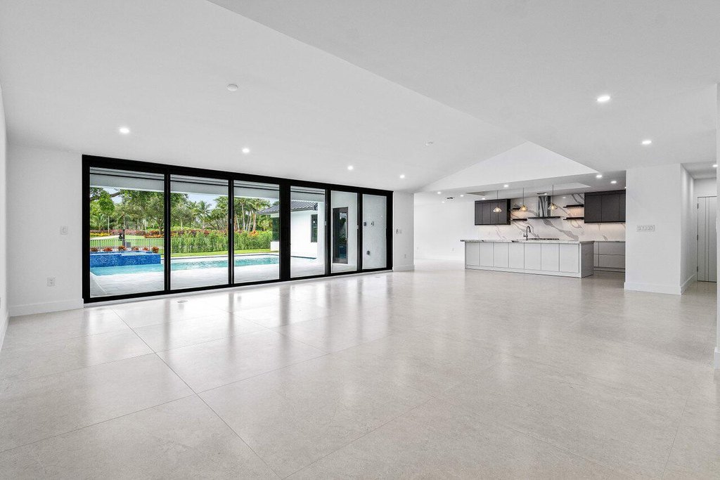 Delray Beach, Florida, 33445, United States, 4 Bedrooms Bedrooms, ,4.5 BathroomsBathrooms,Residential,Forsale,1952520