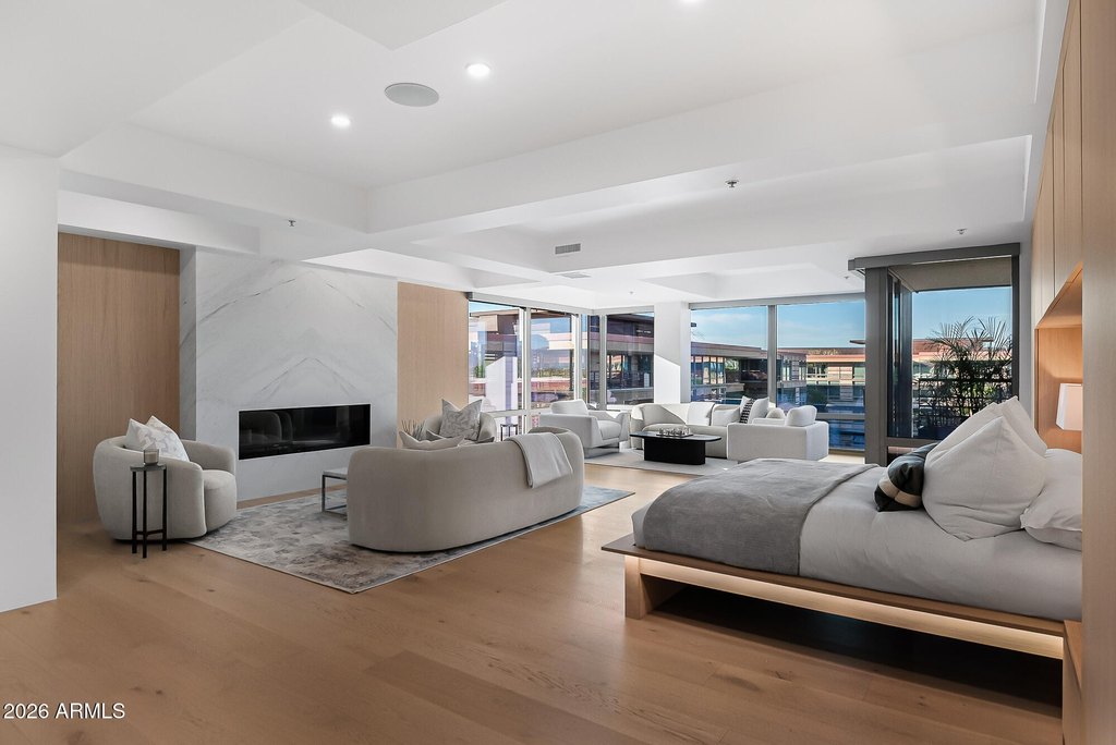 Scottsdale, Arizona, 85251, United States, 4 Bedrooms Bedrooms, ,4.5 BathroomsBathrooms,Residential,Forsale,2014347