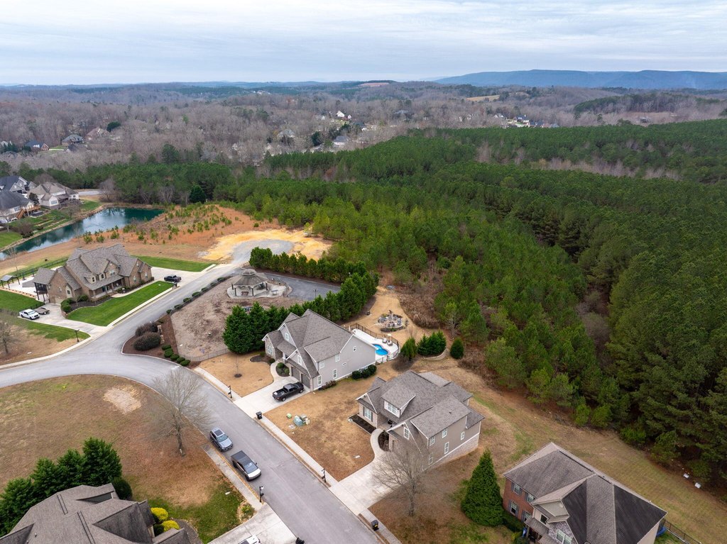 Soddy Daisy, Tennessee, 37379, United States, 4 Bedrooms Bedrooms, ,3.5 BathroomsBathrooms,Residential,Forsale,2011256