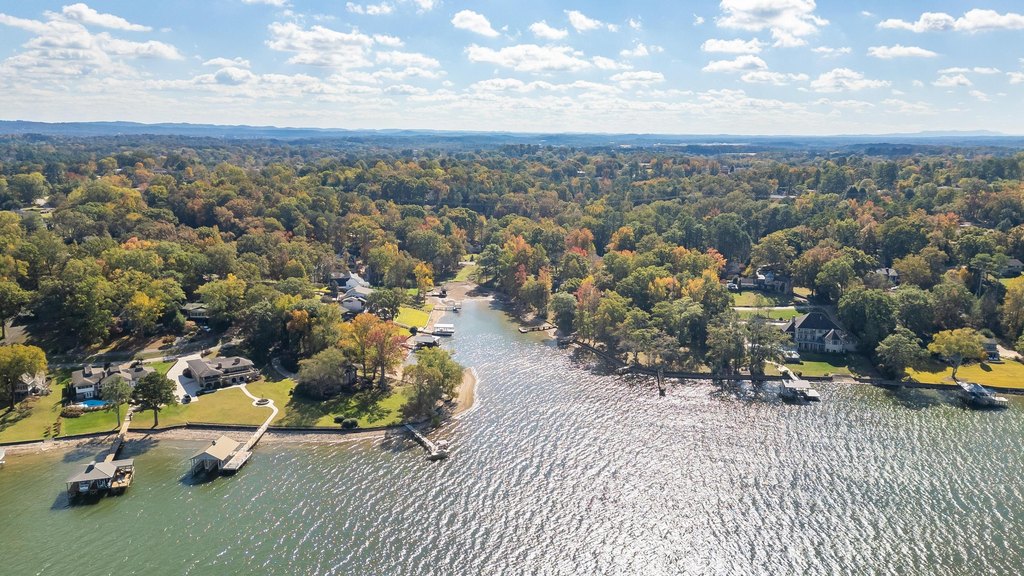 Chattanooga, Tennessee, 37416, United States, 4 Bedrooms Bedrooms, ,3.5 BathroomsBathrooms,Residential,Forsale,1995344