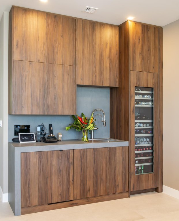 ISLAMORADA, Florida, 33036, United States, 5 Bedrooms Bedrooms, ,5.5 BathroomsBathrooms,Residential,Forsale,2011125