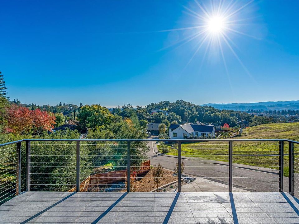 Healdsburg, California, 95448, United States, 5 Bedrooms Bedrooms, ,4 BathroomsBathrooms,Residential,Forsale,2004748