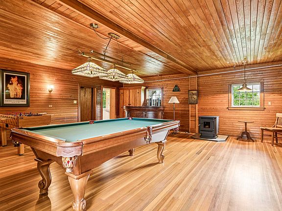 Orford, New Hampshire, 03777, United States, 6 Bedrooms Bedrooms, ,4 BathroomsBathrooms,Residential,Forsale,2004855