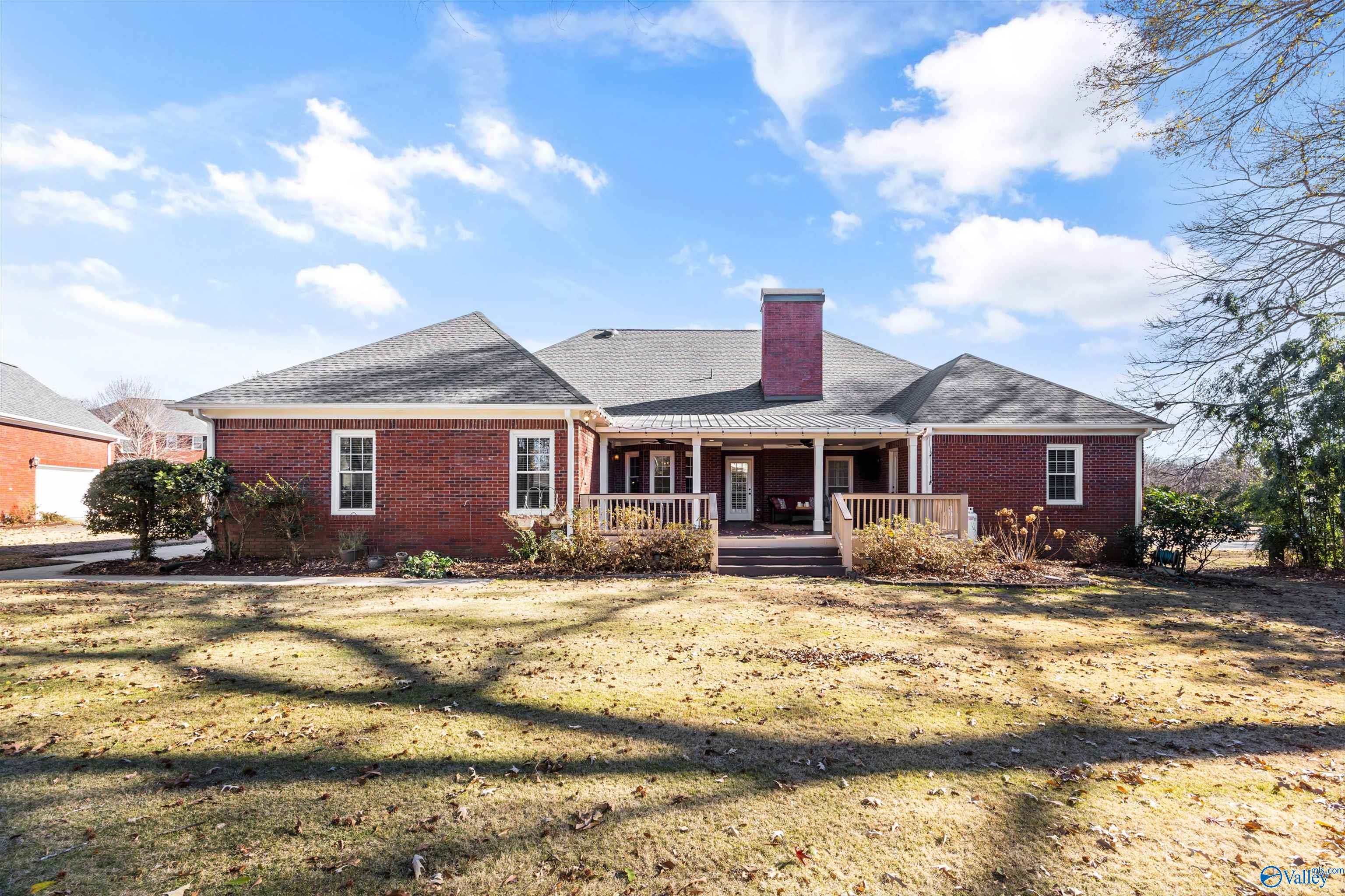 Owens Cross Roads, Alabama, 35763, United States, 5 Bedrooms Bedrooms, ,2.5 BathroomsBathrooms,Residential,Forsale,2007713