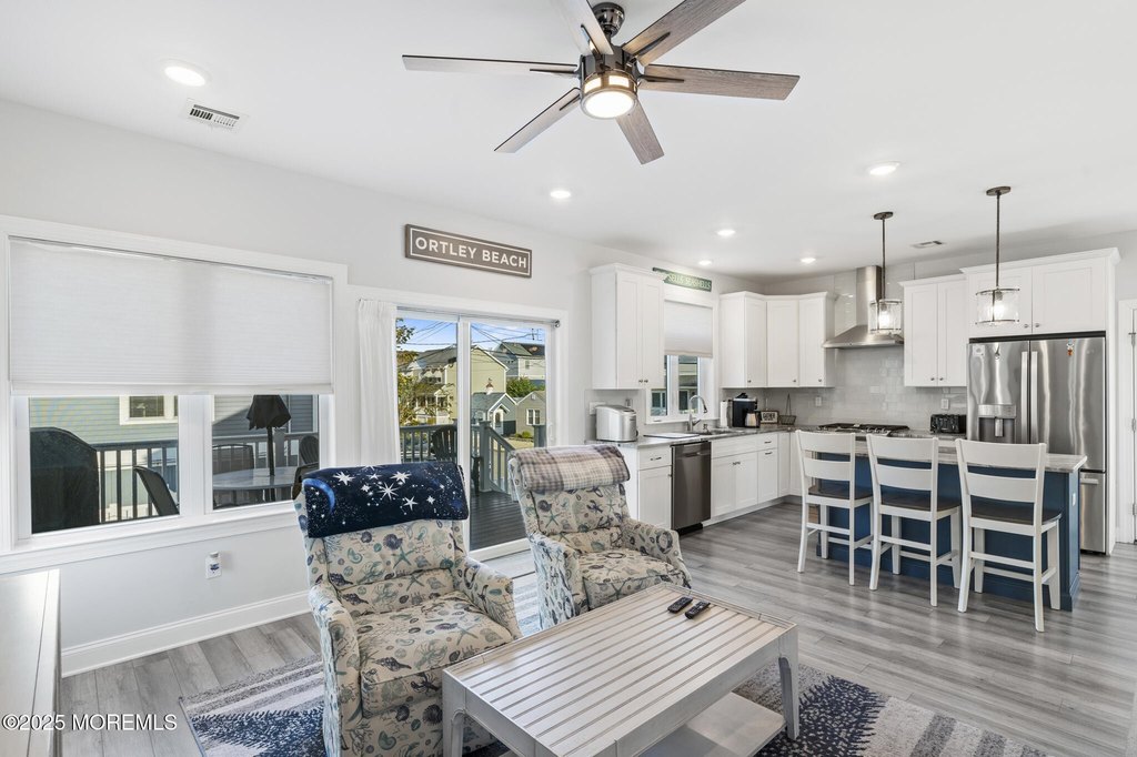 Seaside Heights, New Jersey, 08751, United States, 4 Bedrooms Bedrooms, ,3 BathroomsBathrooms,Residential,Forsale,2012969