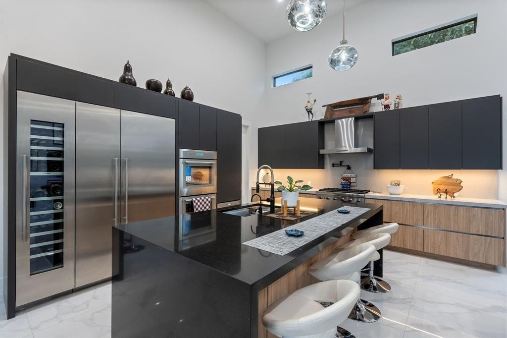 Southwest Ranches, Florida, 33330, United States, 5 Bedrooms Bedrooms, ,8 BathroomsBathrooms,Residential,Forsale,2011643