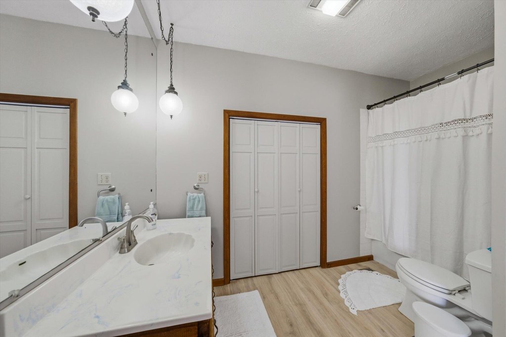 White Pine, Tennessee, 37890, United States, 3 Bedrooms Bedrooms, ,3.5 BathroomsBathrooms,Residential,Forsale,2012711