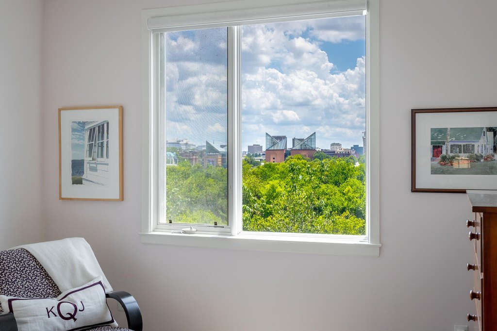 Chattanooga, Tennessee, 37405, United States, 2 Bedrooms Bedrooms, ,2 BathroomsBathrooms,Residential,Forsale,2009482