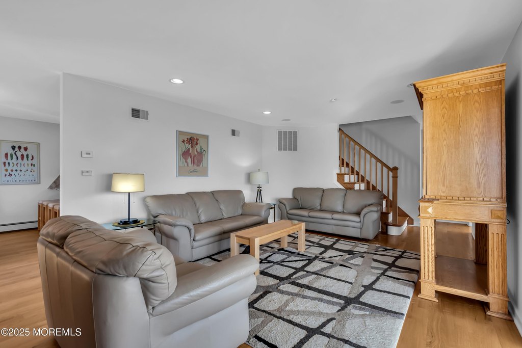 Seaside Park, New Jersey, 08752, United States, 6 Bedrooms Bedrooms, ,4 BathroomsBathrooms,Residential,Forsale,2008939