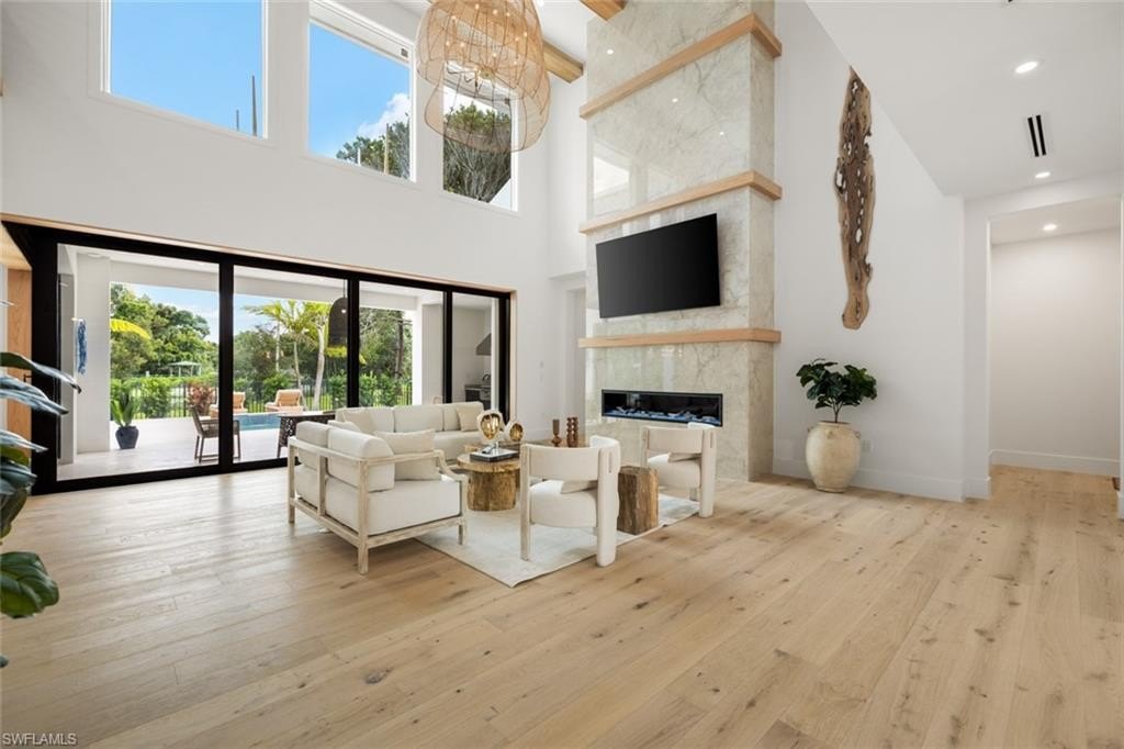 NAPLES, Florida, 34103, United States, 4 Bedrooms Bedrooms, ,4.5 BathroomsBathrooms,Residential,Forsale,2011526