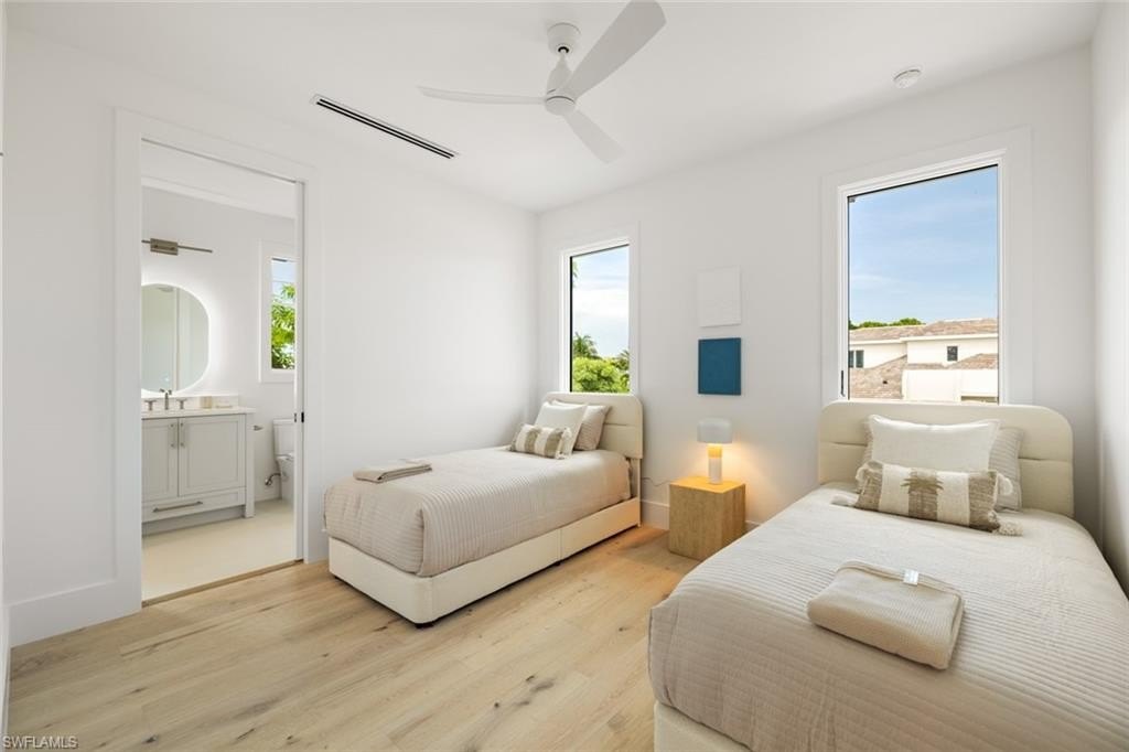 NAPLES, Florida, 34103, United States, 4 Bedrooms Bedrooms, ,4.5 BathroomsBathrooms,Residential,Forsale,2011526