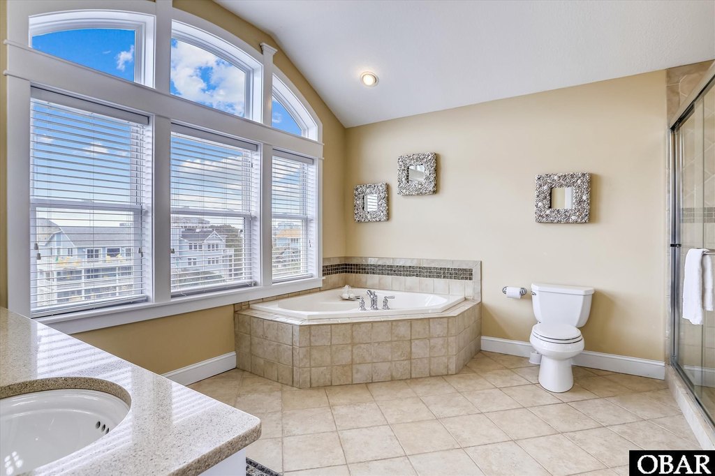 Duck, North Carolina, 27949, United States, 5 Bedrooms Bedrooms, ,5.5 BathroomsBathrooms,Residential,Forsale,2010256