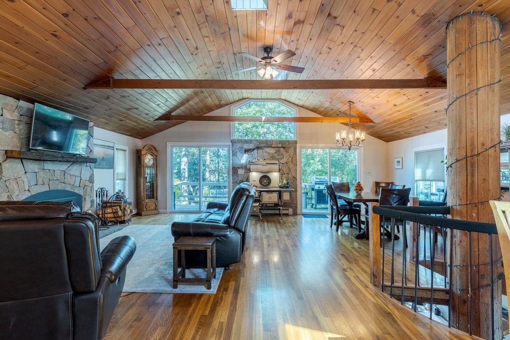 Kingston, New Hampshire, 03848, United States, 3 Bedrooms Bedrooms, ,2.5 BathroomsBathrooms,Residential,Forsale,2002414