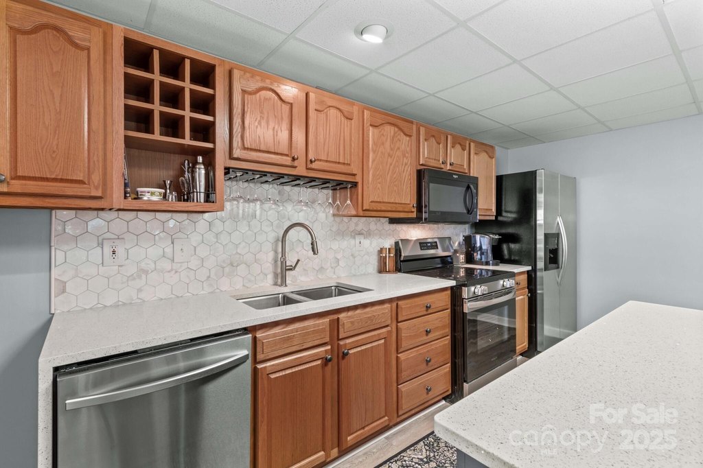 Lexington, North Carolina, 27295, United States, 3 Bedrooms Bedrooms, ,3.5 BathroomsBathrooms,Residential,Forsale,1985978