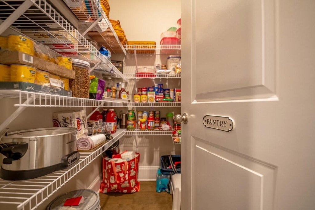 Apison, Tennessee, 37302, United States, 5 Bedrooms Bedrooms, ,4.5 BathroomsBathrooms,Residential,Forsale,2004687