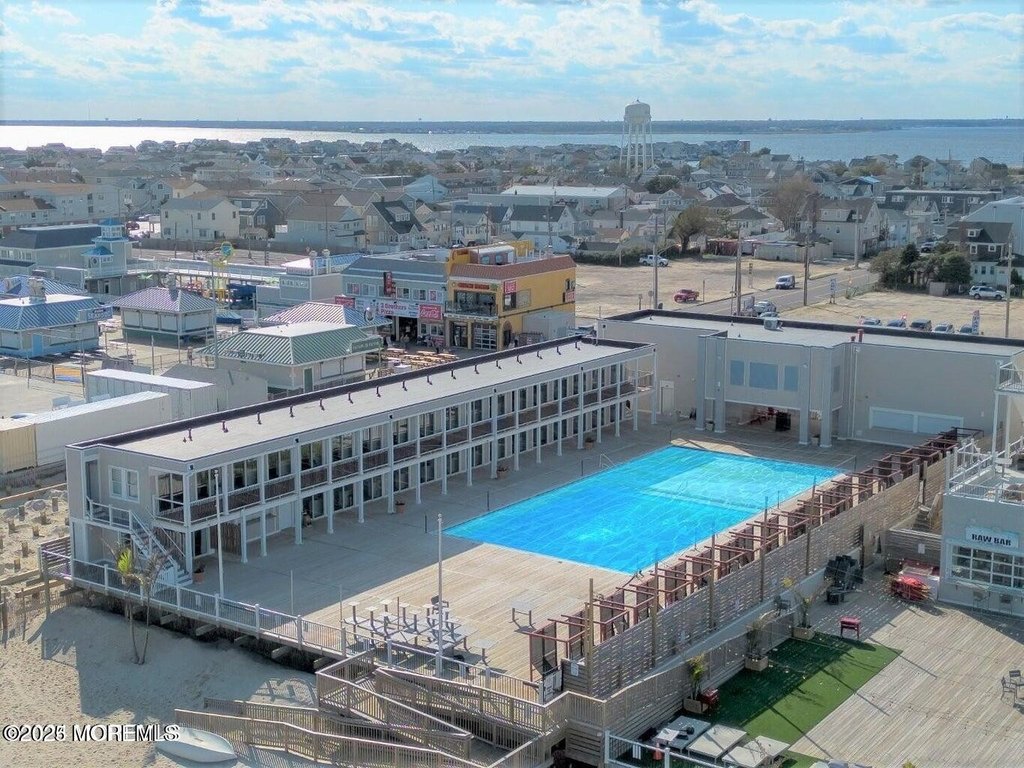 Seaside Heights, New Jersey, 08751, United States, 5 Bedrooms Bedrooms, ,4 BathroomsBathrooms,Residential,Forsale,2004846