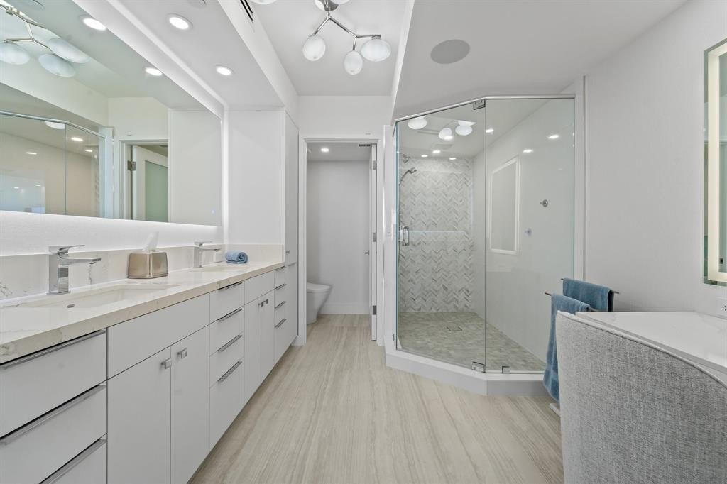 Fort Lauderdale, Florida, 33308, United States, 2 Bedrooms Bedrooms, ,2.5 BathroomsBathrooms,Residential,Forsale,1968240