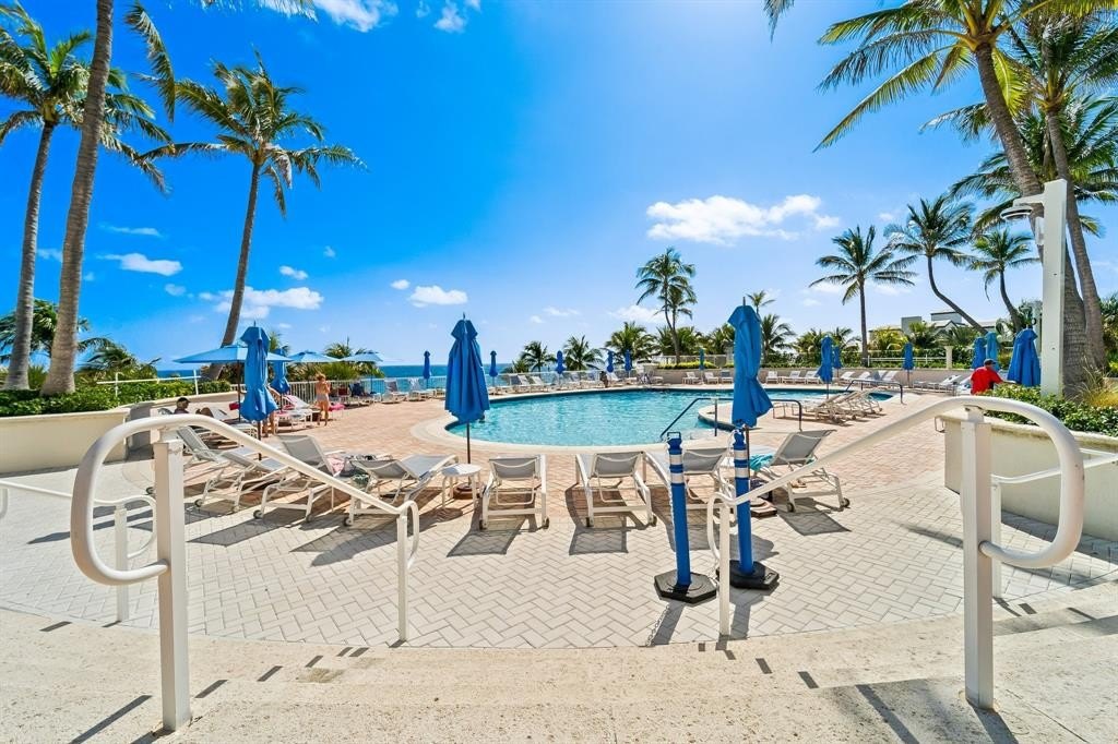 Fort Lauderdale, Florida, 33308, United States, 2 Bedrooms Bedrooms, ,2.5 BathroomsBathrooms,Residential,Forsale,1968240