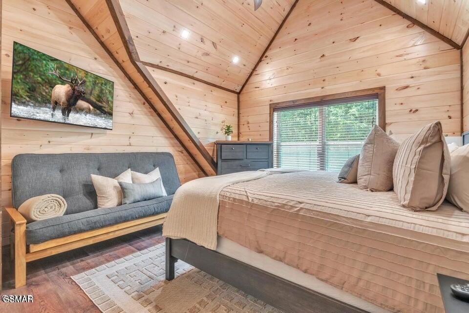 Pigeon Forge, Tennessee, 37863, United States, 2 Bedrooms Bedrooms, ,3.5 BathroomsBathrooms,Residential,Forsale,1999445