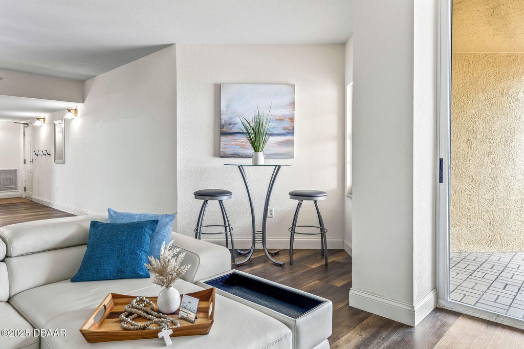 Daytona Beach Shores, Florida, 32118, United States, 3 Bedrooms Bedrooms, ,3 BathroomsBathrooms,Residential,Forsale,1990137