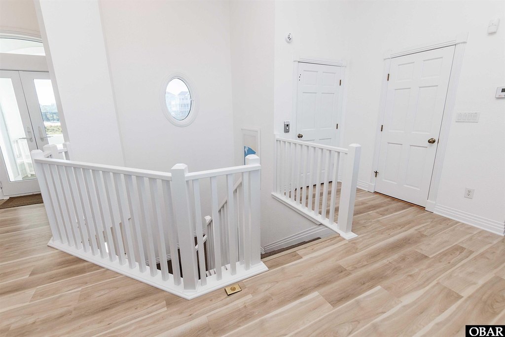 Duck, North Carolina, 27949, United States, 8 Bedrooms Bedrooms, ,7.5 BathroomsBathrooms,Residential,Forsale,1993781