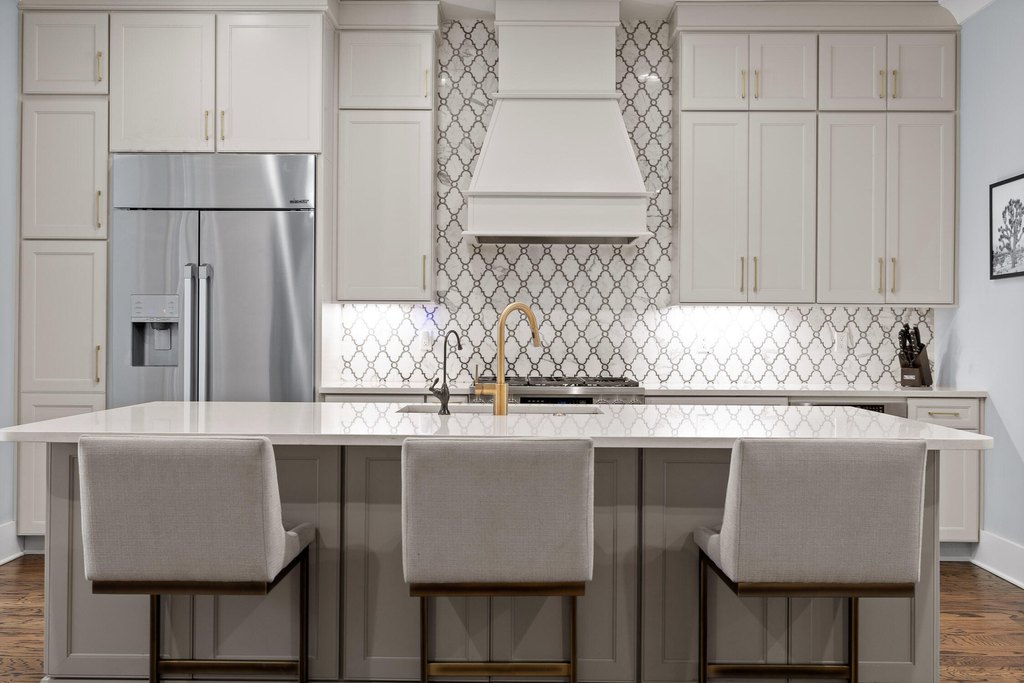 Chattanooga, Tennessee, 37403, United States, 4 Bedrooms Bedrooms, ,4.5 BathroomsBathrooms,Residential,Forsale,1922205