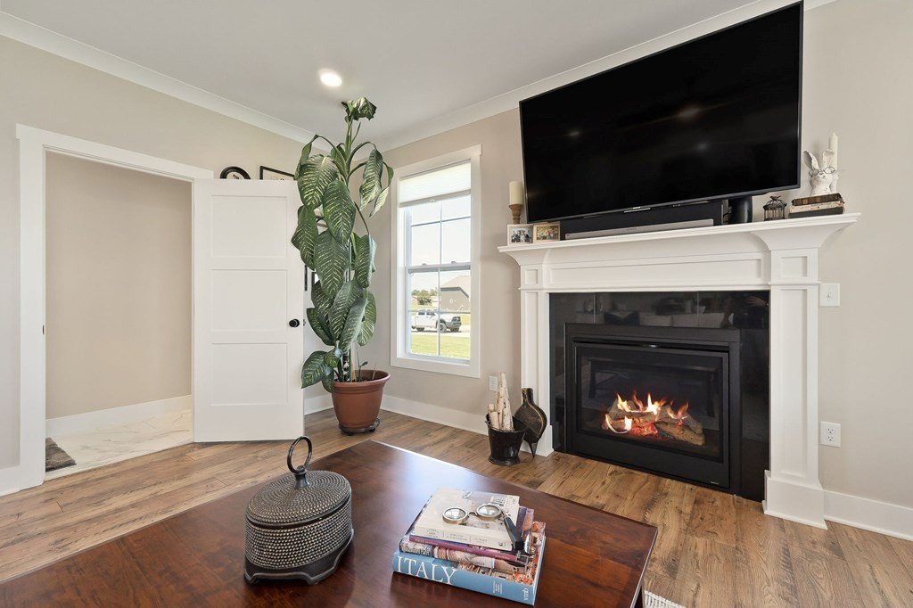 Cookeville, Tennessee, 38501, United States, 3 Bedrooms Bedrooms, ,2.5 BathroomsBathrooms,Residential,Forsale,1996610